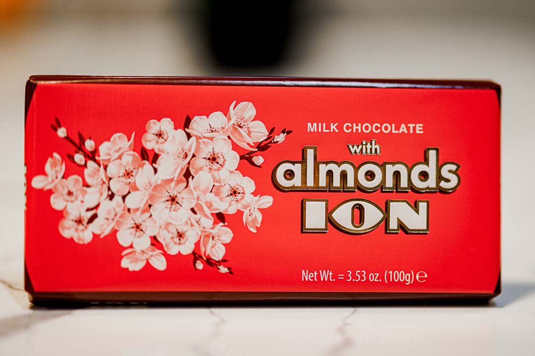 ION Almond Bar